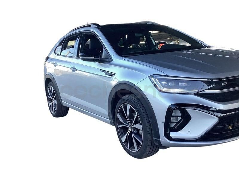 Usado VW Taigo R-line 110 CV (80 kW) 2022 Gris / plata SUV