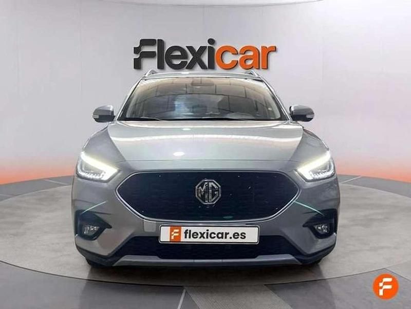 Usado MG ZS Luxury 111 CV (81 kW) 2023 Gris SUV