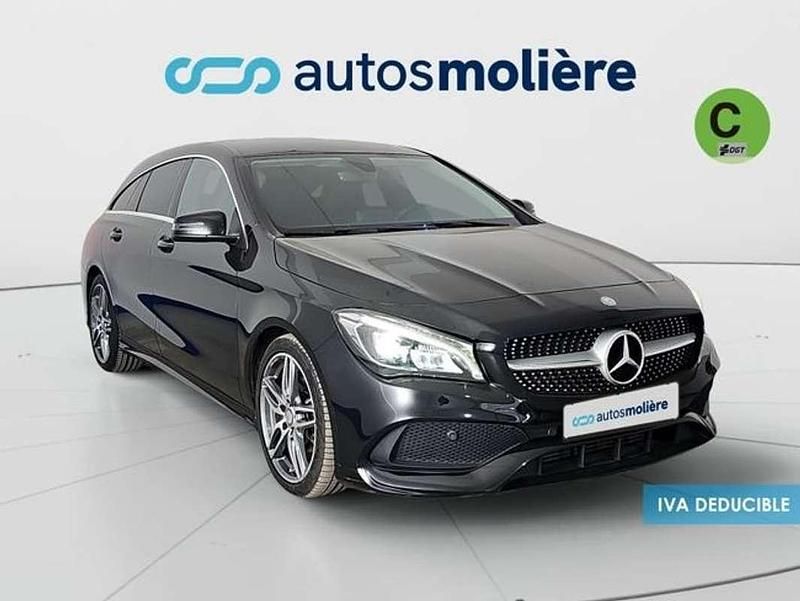 Usado Mercedes CLA200 136 CV (100 kW) 2017 Negro Familiar