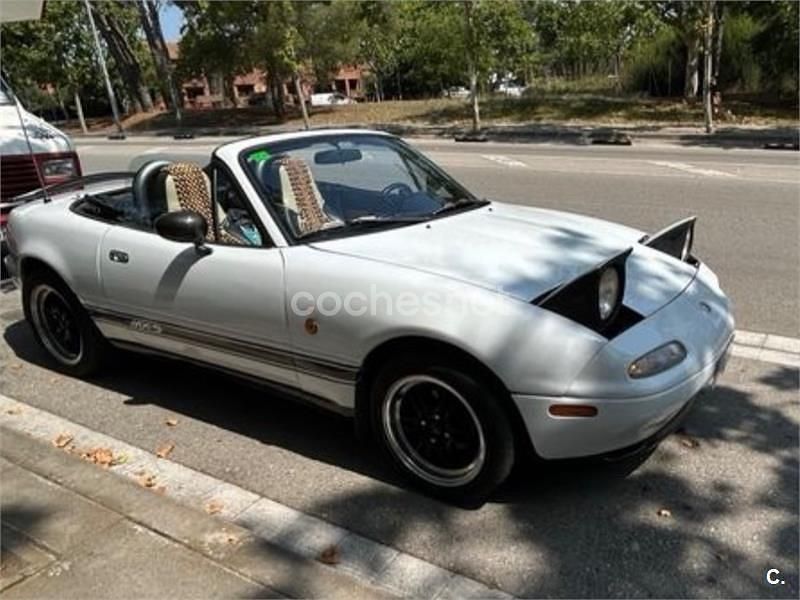 Usado Mazda MX5 115 CV (84 kW) 1993 Blanco Descapotable