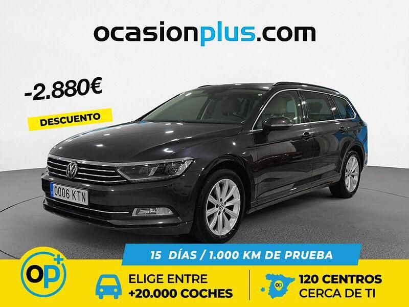 Gris / plata Usado 2019 VW Passat Advance Familiar | 17.390 € (Buen precio) - Imagen 1/4