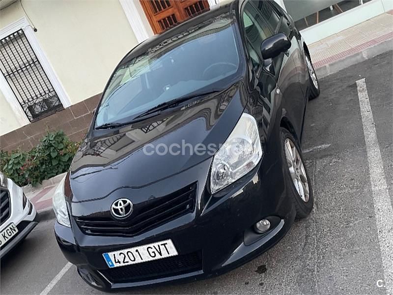Negro Usado 2010 Toyota Verso Advance Monovolumen | 6600 € (Precio justo) - Imagen 1/4