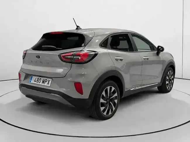 Usado Ford Puma Titanium 125 CV (91 kW) 2024 Gris SUV