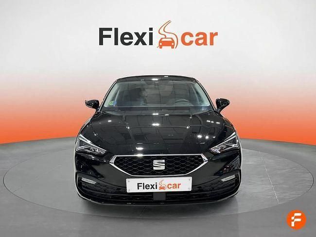 Usado Seat Leon Style 150 CV (110 kW) 2024 Negro Berlina