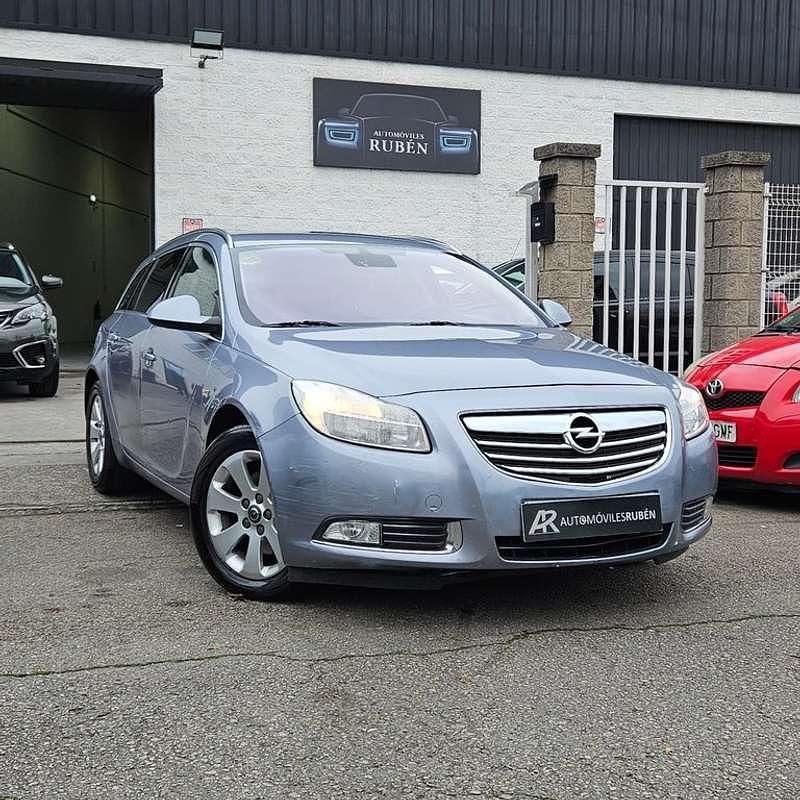 Usado Opel Insignia Cosmo 159 CV (116 kW) 2009 Azul Familiar