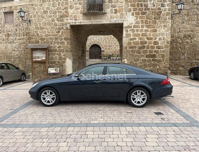 Usado Mercedes CLS350 292 CV (214 kW) 2006 Azul Berlina
