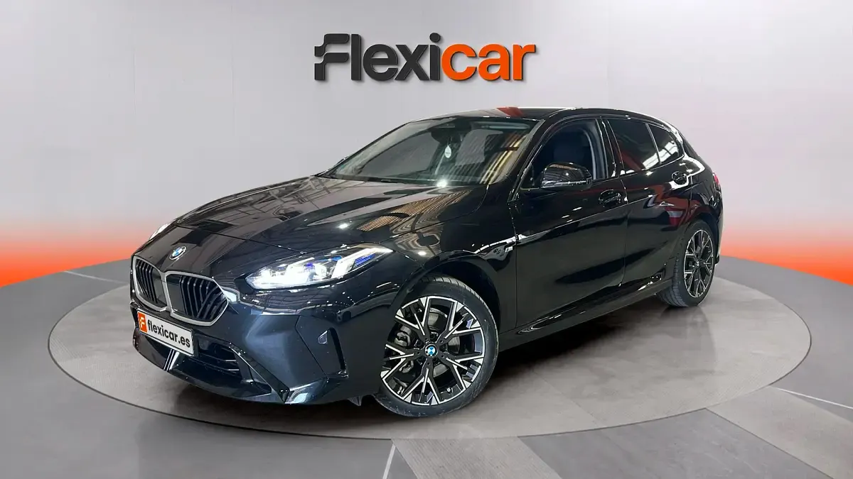 Usado BMW 120 170 CV (125 kW) 2025 Negro Utilitario