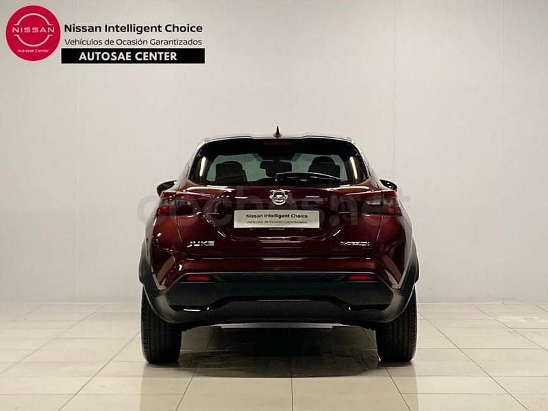 Usado Nissan Juke 114 CV (83 kW) 2021 Granate SUV