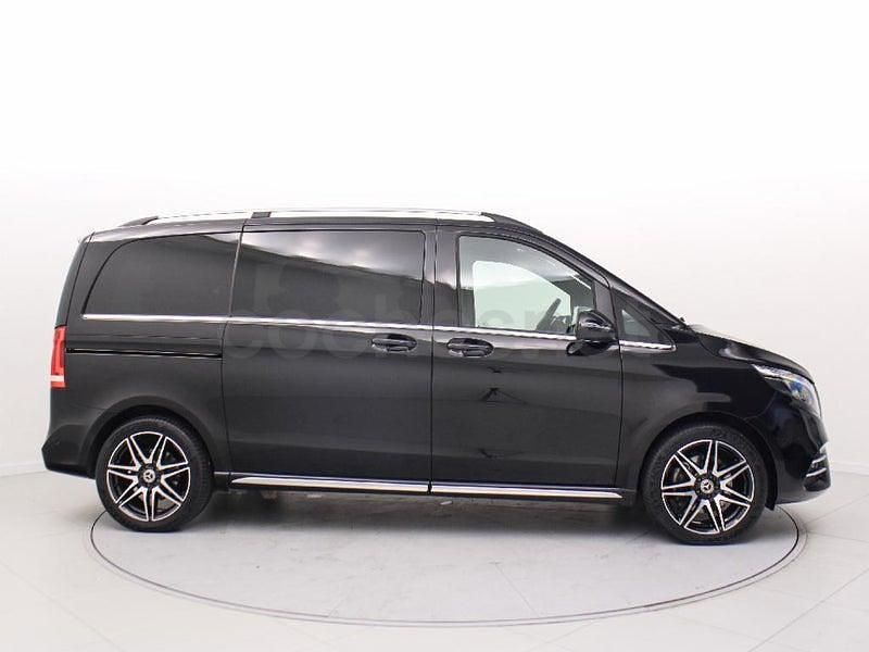 Occasion Mercedes V300 Avantgarde 237 PK (174 kW) 2024 Zwart MPV