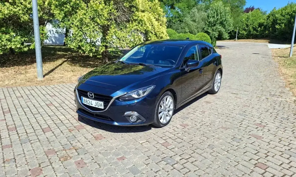 Usado Mazda 3 Luxury 150 CV (110 kW) 2015 Azul Utilitario