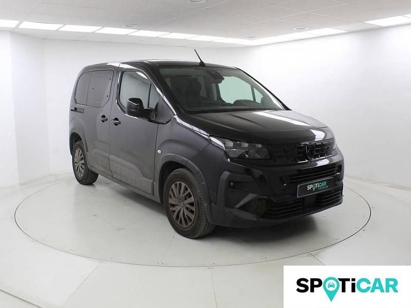 Usado Peugeot Rifter Allure 130 CV (95 kW) 2024 Gris Monovolumen