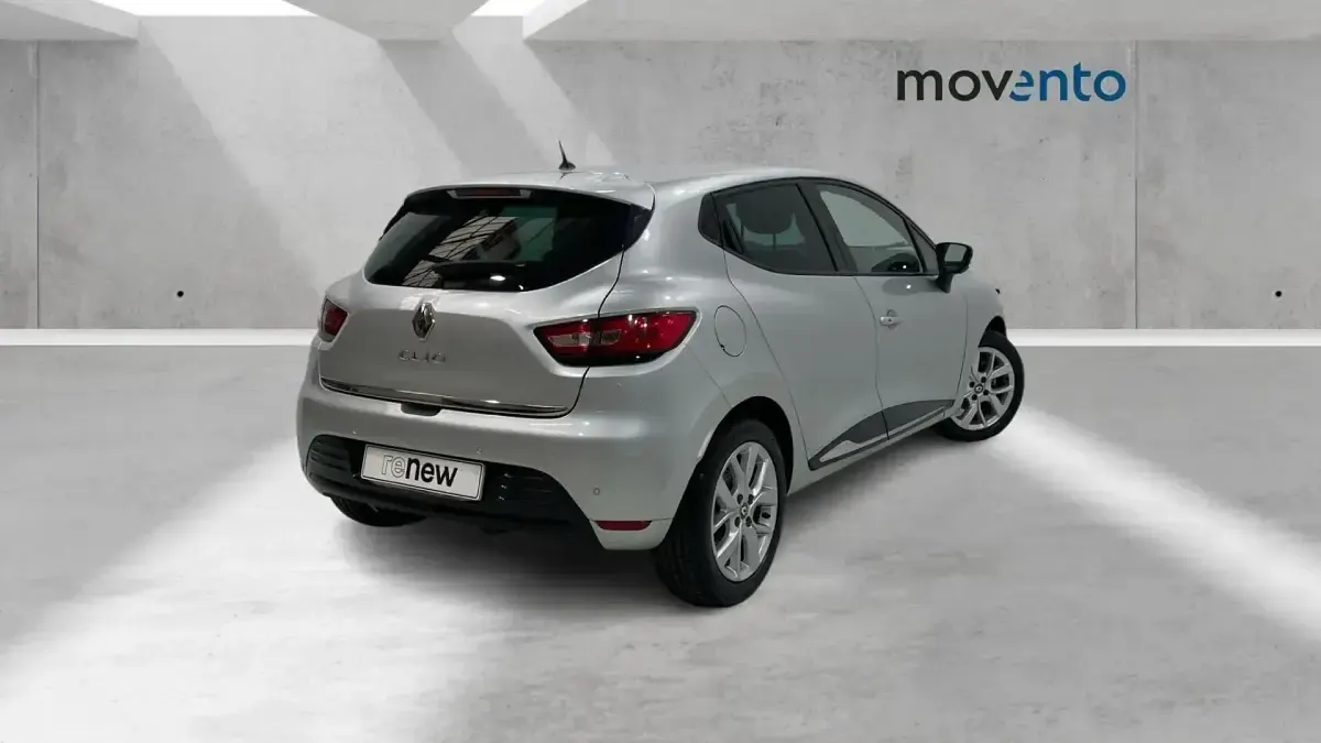 Usado Renault Clio LIMITED 90 CV (66 kW) 2019 Gris