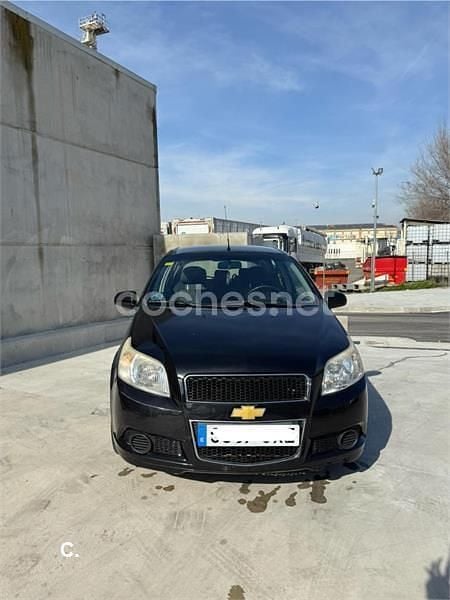 Usado Chevrolet Aveo LS 101 CV (74 kW) 2010 Negro Berlina