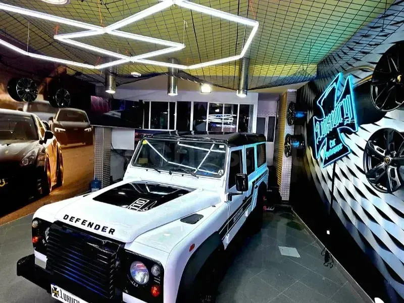 Usado Land Rover Defender 122 CV (89 kW) 2016 Blanco Familiar