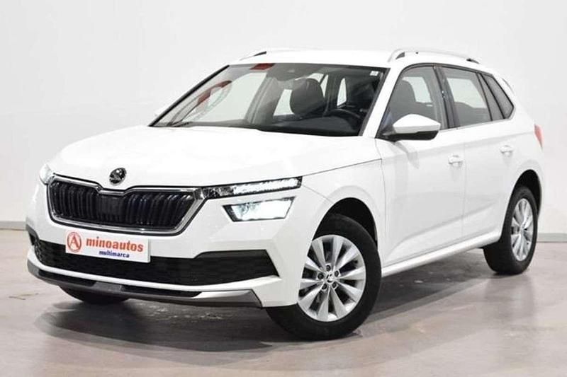 Usado Skoda Kamiq Ambition 111 CV (81 kW) 2021 Blanco SUV