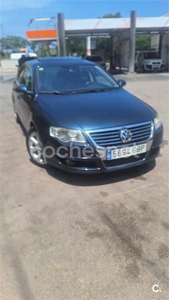 Azul Usado 2008 VW Passat Sportline Berlina | 5800 € (Precio justo) - Imagen 1/4