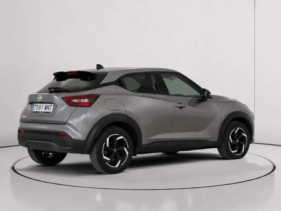 Usado Nissan Juke Acenta 114 CV (83 kW) 2024 Gris SUV
