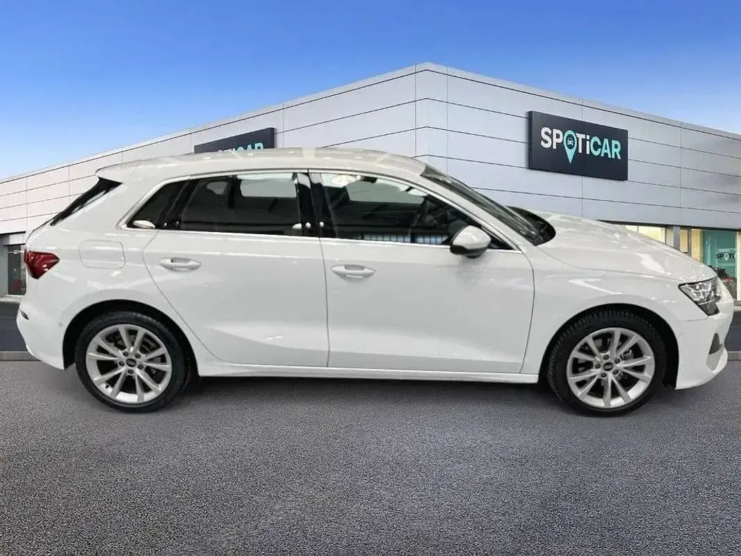 Usado Audi A3 Sportback Advanced Plus 116 CV (85 kW) 2024 Blanco Utilitario