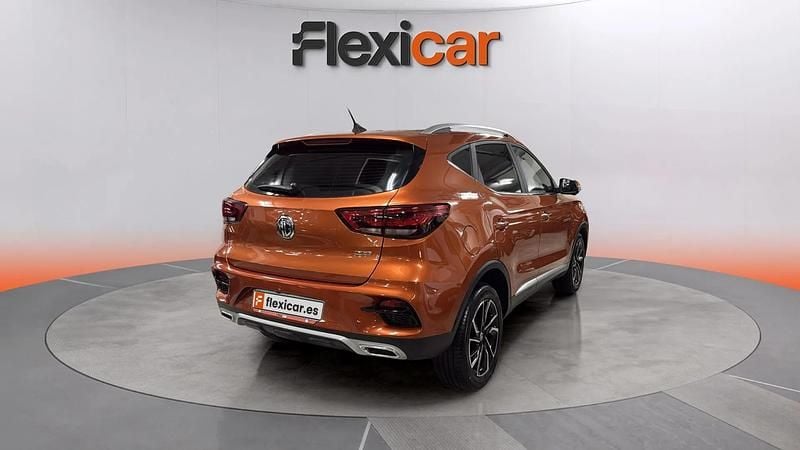 Usado MG ZS Luxury 111 CV (81 kW) 2022 Naranja SUV