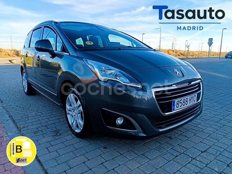 Gris / plata Usado 2014 Peugeot 5008 Allure Monovolumen | 6490 € (Buen precio) - Imagen 1/4