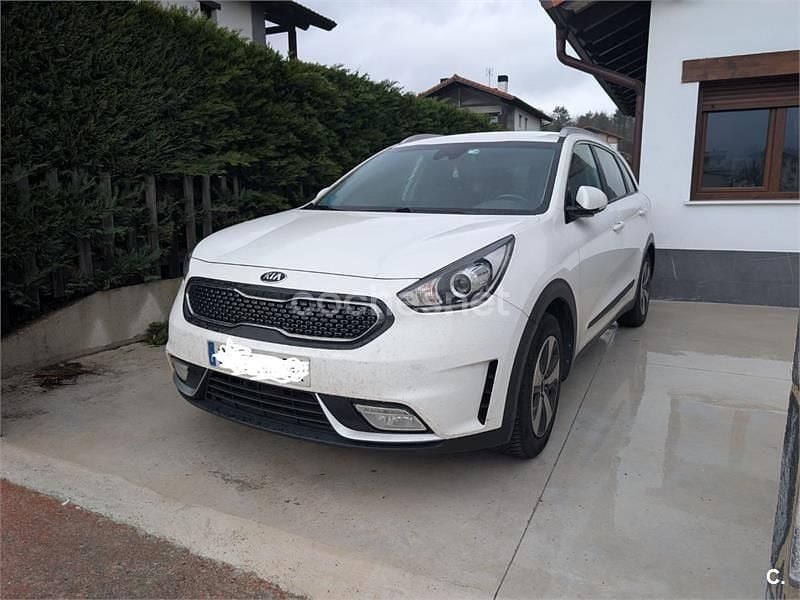 Usado Kia Niro 141 CV (103 kW) 2017 Blanco SUV