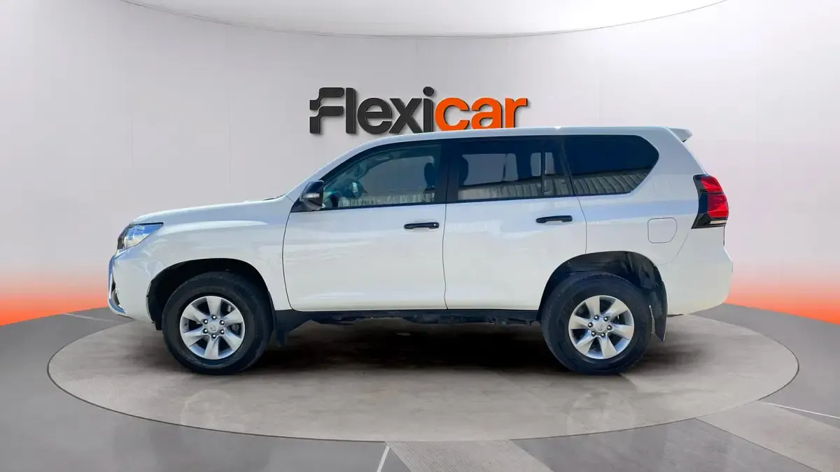 Usado Toyota Land Cruiser 204 CV (150 kW) 2023 Blanco SUV