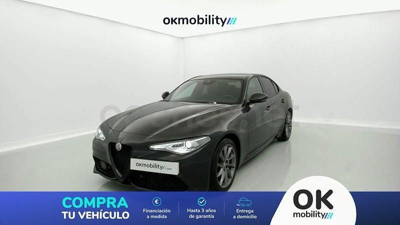 Usado Alfa Romeo Giulia Sprint 190 CV (139 kW) 2022 Negro Berlina