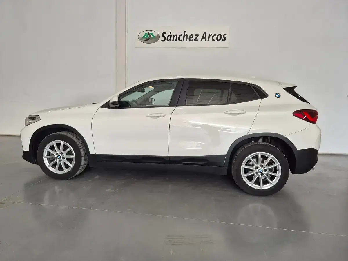 Käytetty BMW X2 116 HP (85 kW) 2021 Valkoinen Katumaasturi
