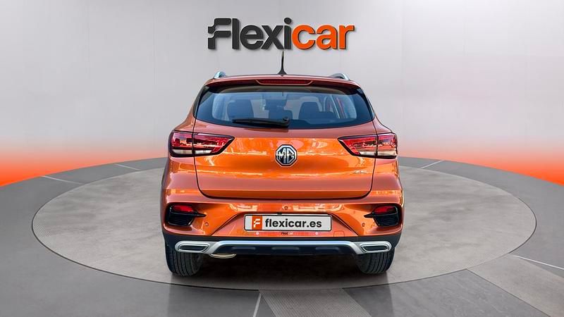 Usado MG ZS Comfort 116 CV (85 kW) 2025 Naranja SUV