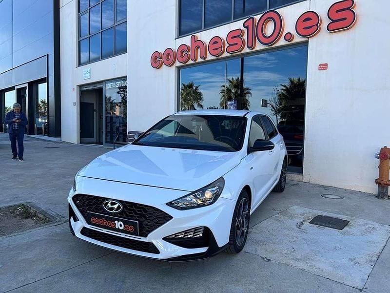 Blanco Usado 2022 Hyundai i30 N Line Utilitario | 16.500 € (Precio justo) - Imagen 1/4