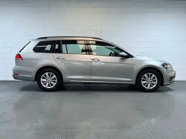Usado VW Golf VII Edition 116 CV (85 kW) 2019 Gris Familiar