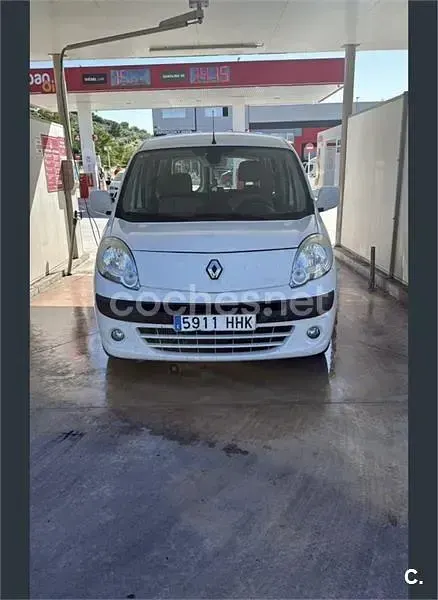 Usado Renault Kangoo Expression 110 CV (80 kW) 2011 Blanco Monovolumen