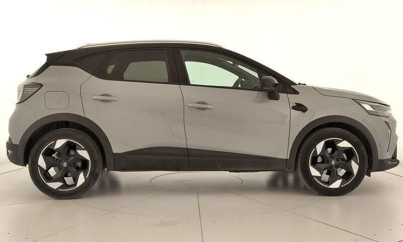 Usado Renault Captur Techno 100 HP (73 kW) 2025 Cinzento SUV