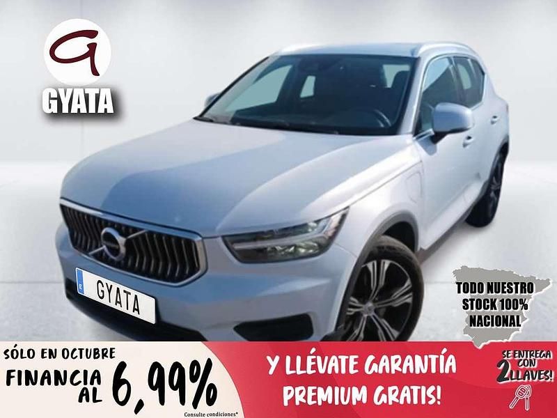Plateado Usado 2021 Volvo XC40 Inscription SUV | 26.990 € (Precio justo) - Imagen 1/4