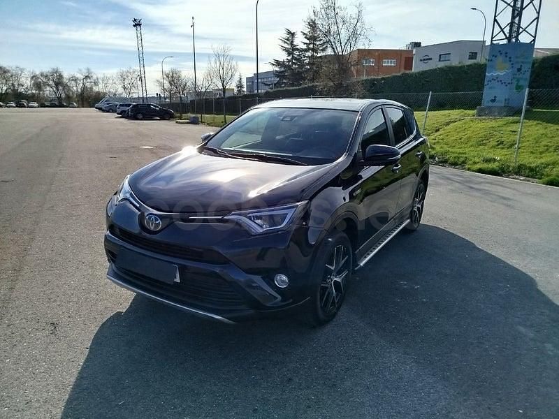 Usado Toyota RAV4 Hybrid Advance 197 CV (144 kW) 2017 Verde SUV