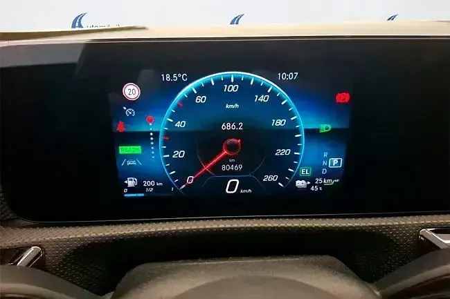Usado Mercedes CLA250e 218 CV (160 kW) 2021 Gris / plata Coupe