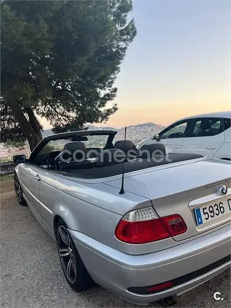 Käytetty BMW 320 Cabriolet 170 HP (125 kW) 2004 Harmaa Avoauto