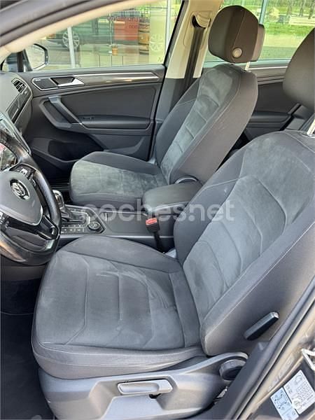 Usado VW Tiguan Sportline 240 CV (176 kW) 2018 Gris / plata SUV