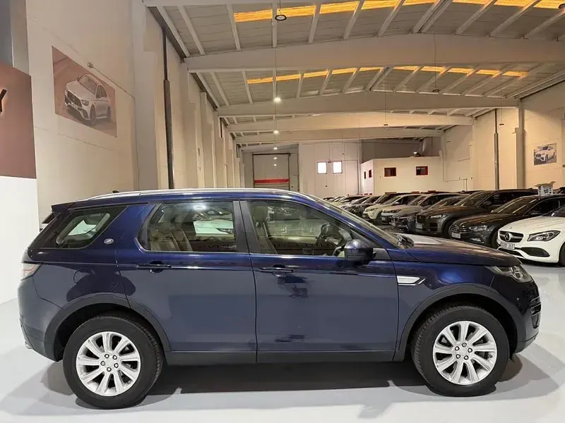 Usado Land Rover Discovery Sport HSE 150 CV (110 kW) 2015 Azul SUV