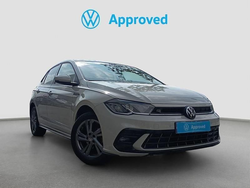 Usado VW Polo R-line 95 CV (69 kW) 2022 Gris Utilitario