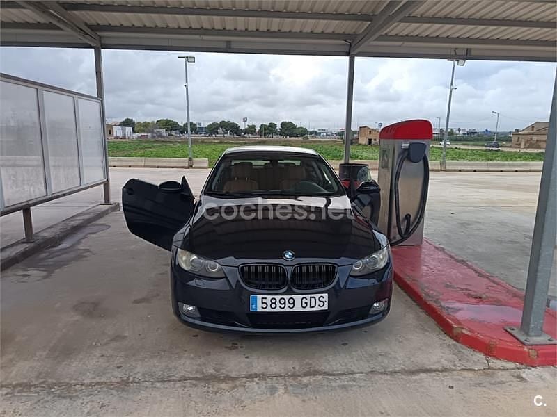 Usado BMW 320 170 CV (125 kW) 2010 Negro Coupe