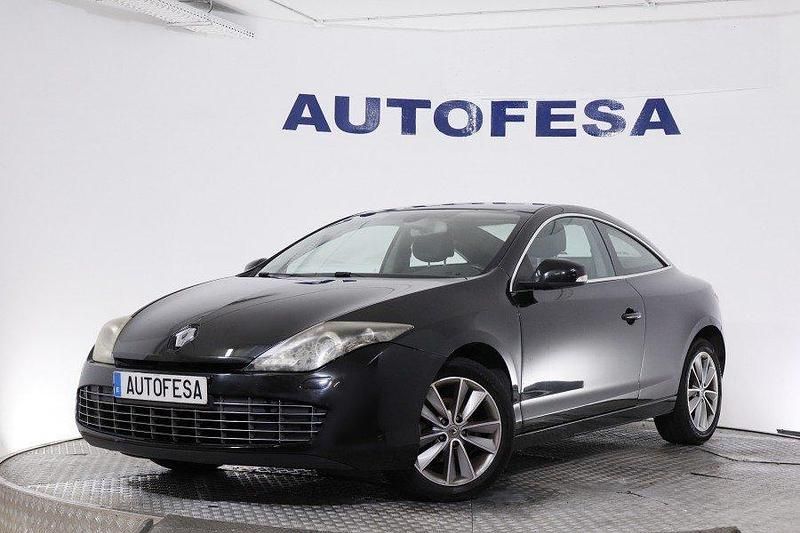 Negra Usado 2014 Renault Laguna III Black Edition Coupe | 8450 € (Precio justo) - Imagen 1/4