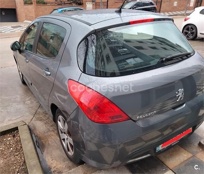Usado Peugeot 308 Sport 110 CV (80 kW) 2010 Gris / plata Berlina