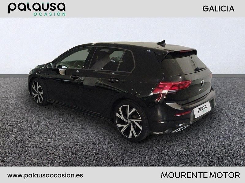 Usado VW Golf VIII R-line 150 CV (110 kW) 2024 Negro Berlina
