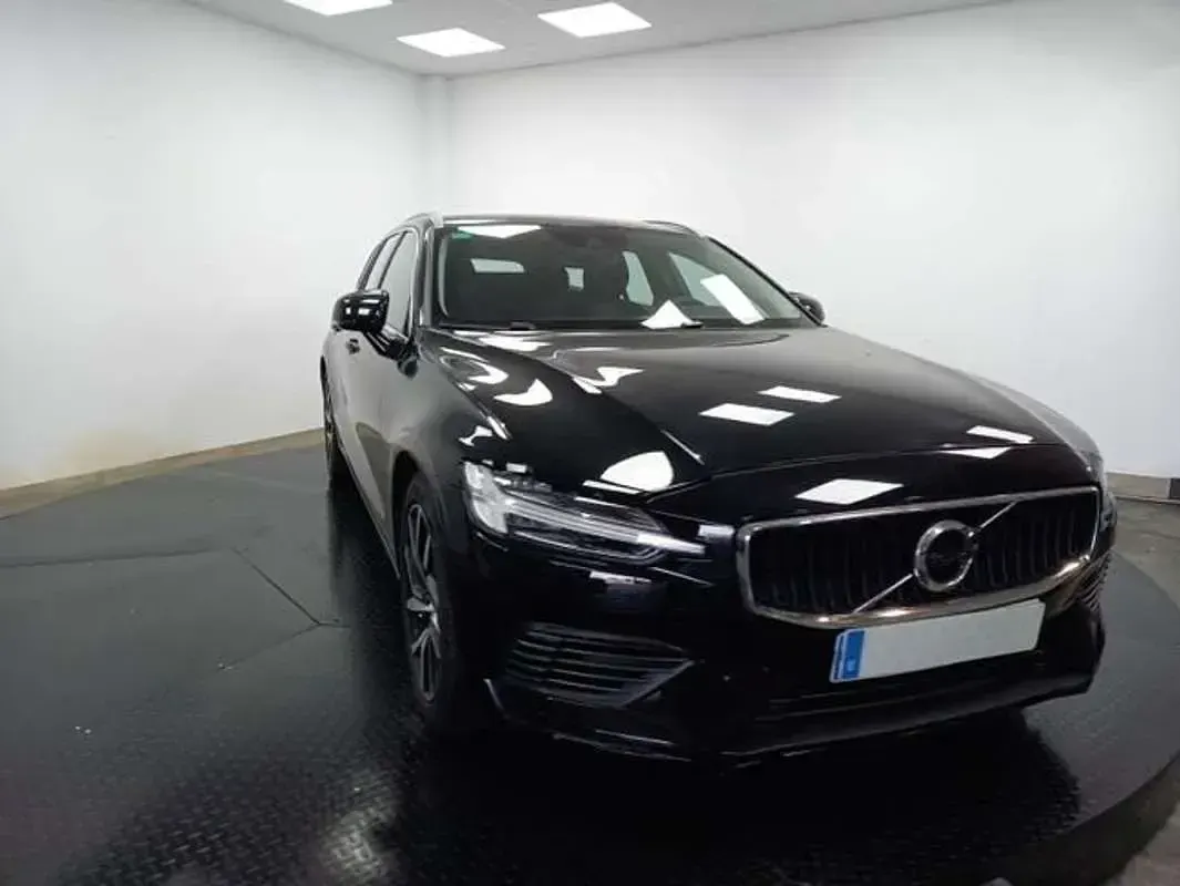 Usado Volvo V60 Business Edition 394 CV (289 kW) 2019 Negro Familiar
