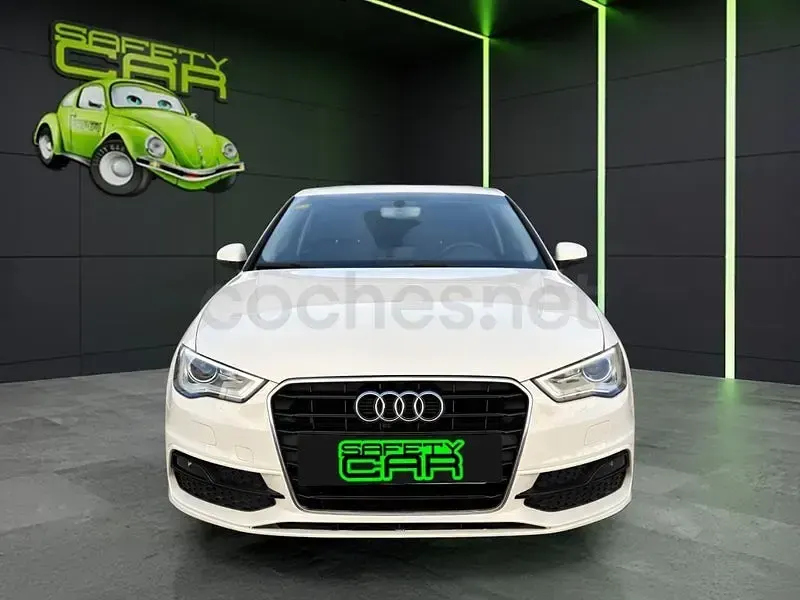 Usado Audi A3 S-Line 110 CV (80 kW) 2015 Blanco Berlina