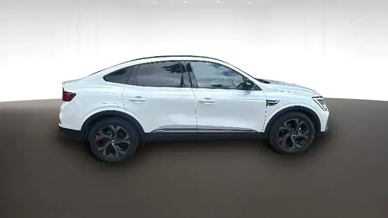 Usado Renault Arkana R.S. 145 CV (106 kW) 2023 Blanco SUV