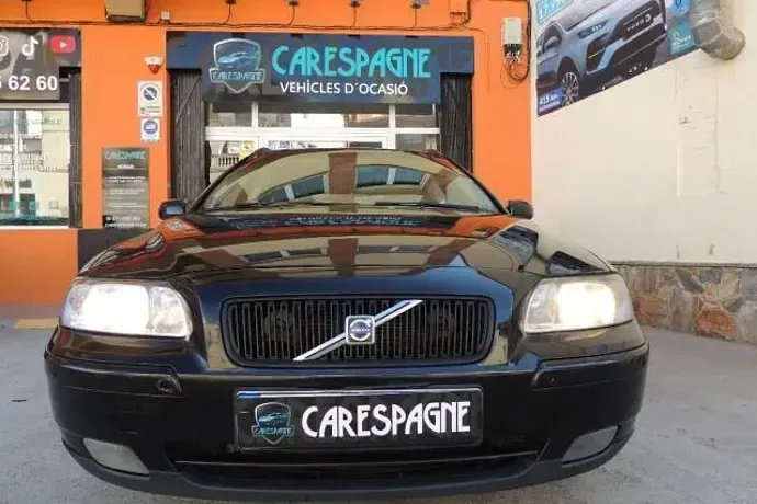 Usado Volvo V70 Momentum 163 CV (119 kW) 2005 Familiar
