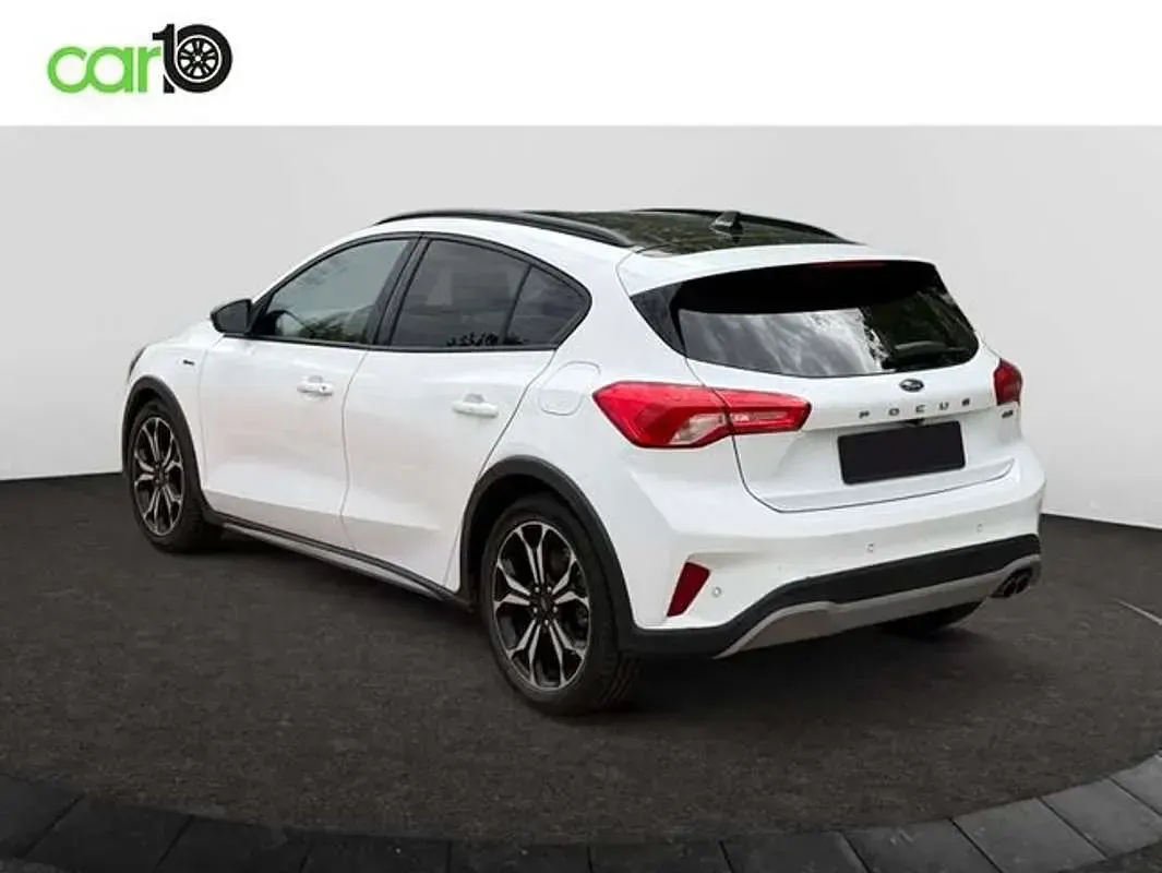 Usado Ford Focus Active 125 HP (91 kW) 2021 Branco Sedan