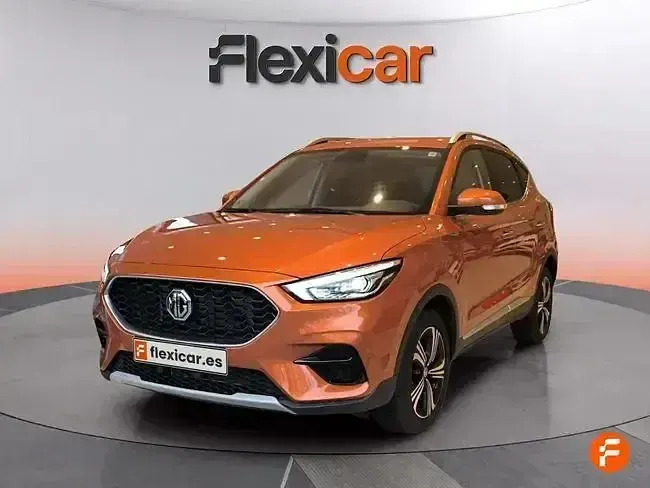Usado MG ZS Luxury 111 CV (81 kW) 2023 Naranja SUV